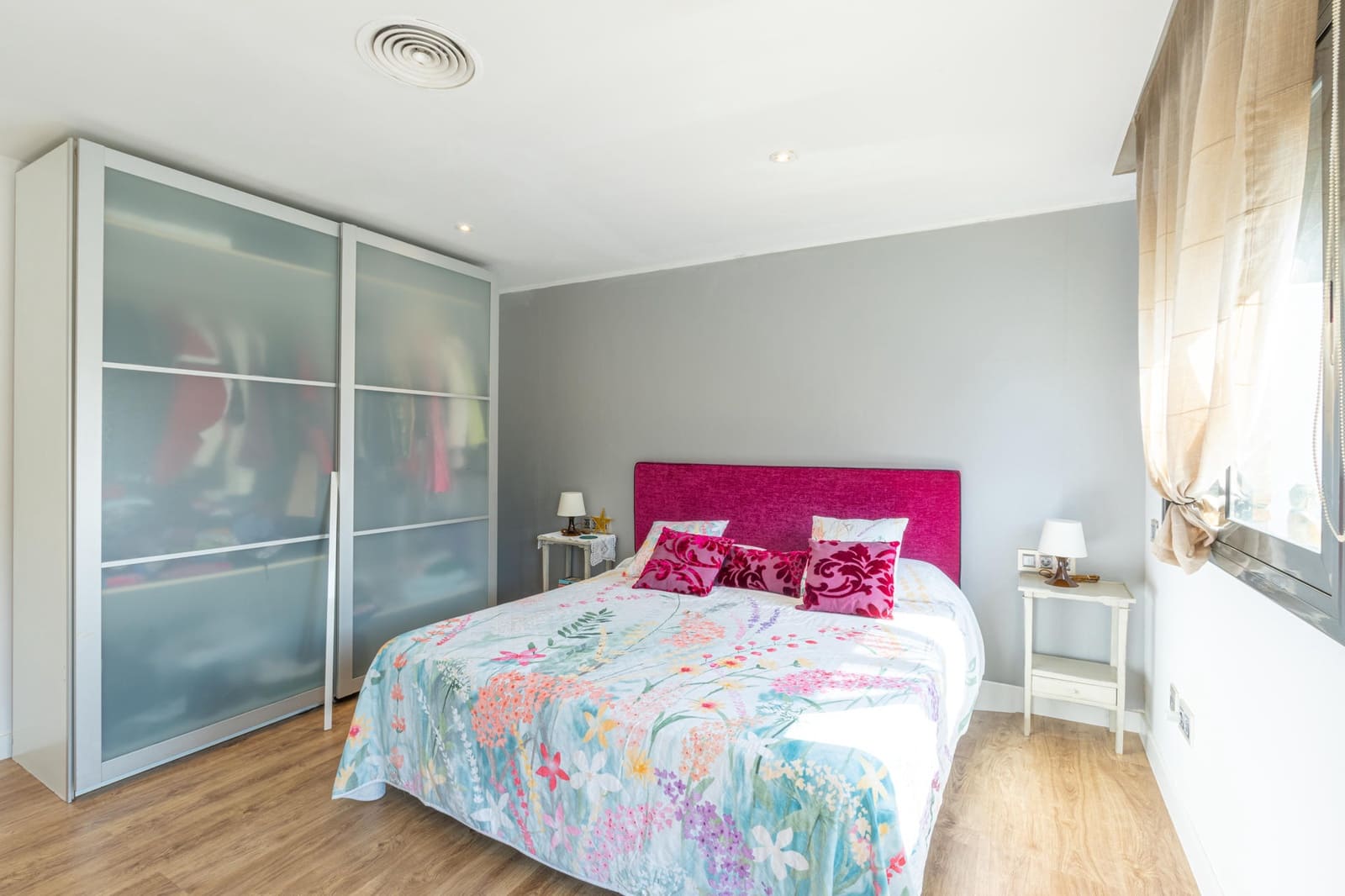 6 bedroom Villa for sale in Arenys de Mar with pool garage - € 825,000 (Ref: 9282693)