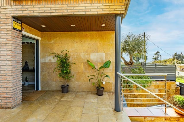 6 bedroom Villa for sale in Arenys de Mar with pool garage - € 825,000 (Ref: 9282693)