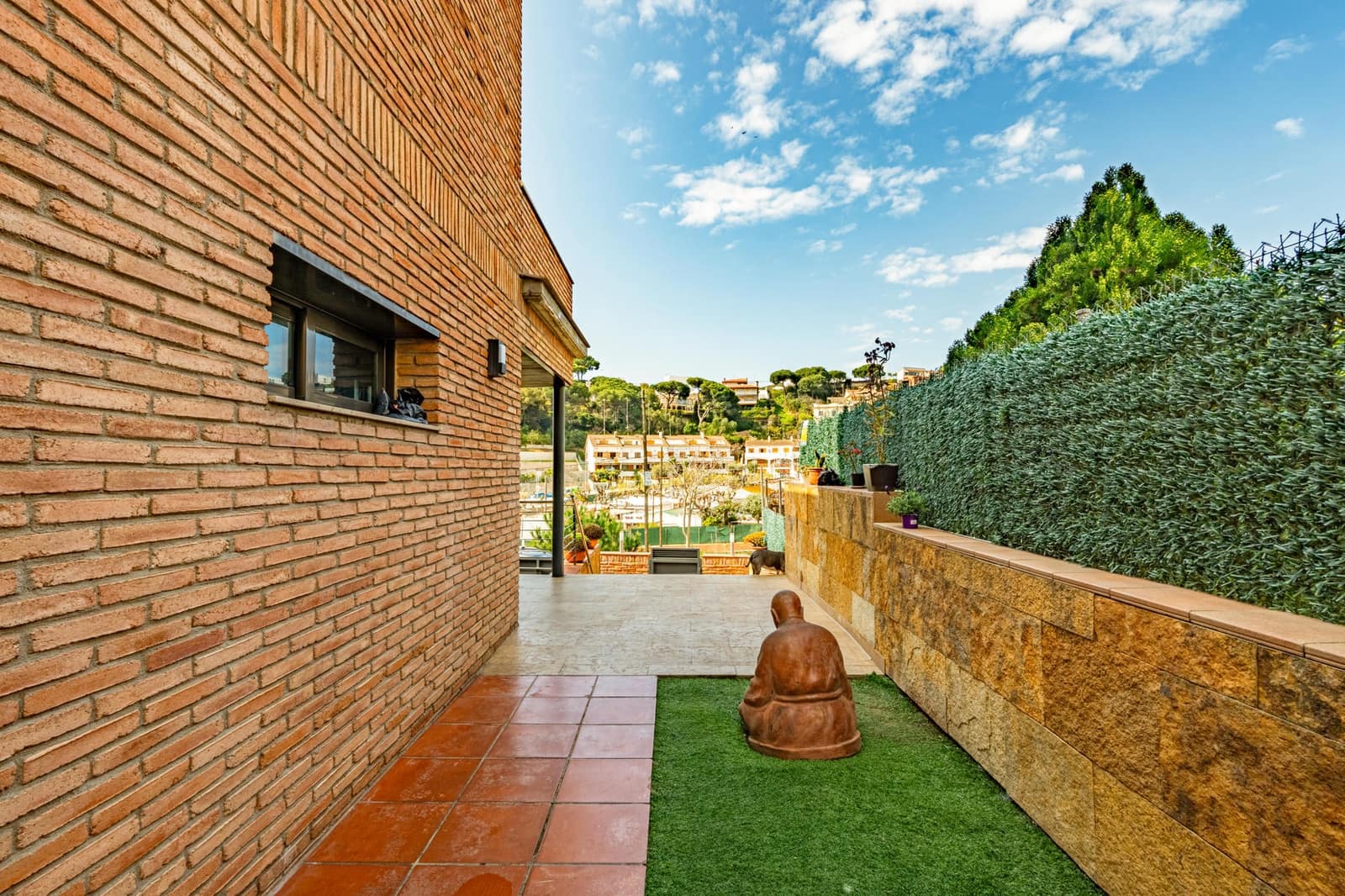 6 bedroom Villa for sale in Arenys de Mar with pool garage - € 825,000 (Ref: 9282693)