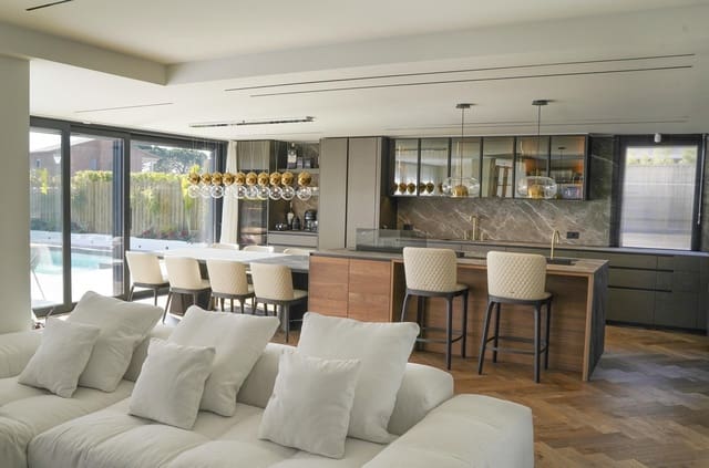 4 soverom Villa til salgs i Sant Andreu de Llavaneres med svømmebasseng garasje - € 2 100 000 (Ref: 9283121)