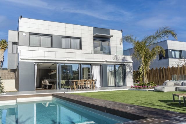 4 soverom Villa til salgs i Sant Andreu de Llavaneres med svømmebasseng garasje - € 2 100 000 (Ref: 9283121)