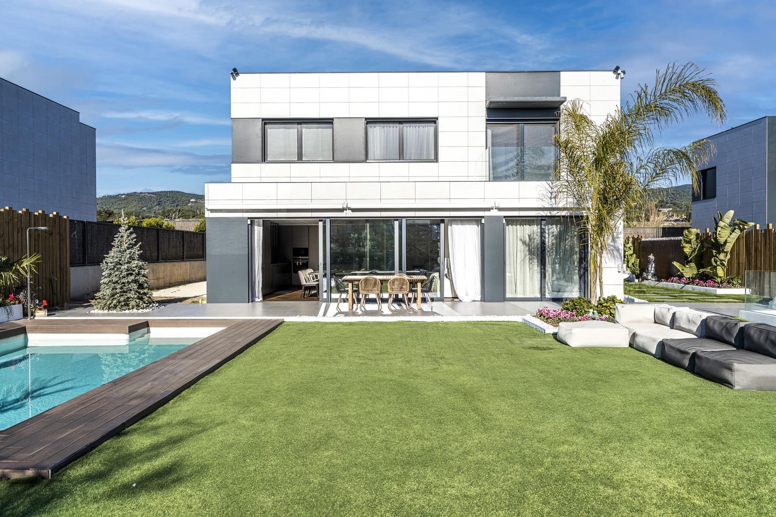 4 sypialnia Willa na sprzedaż w Sant Andreu de Llavaneres z basenem garażem - 2 100 000 € (Ref: 9283121)