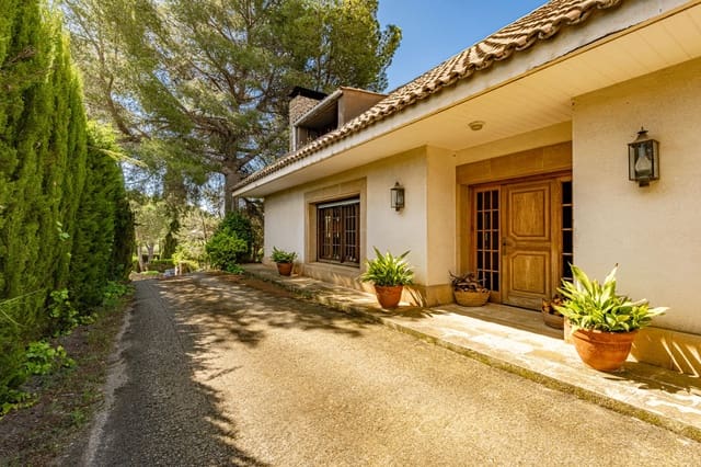 7 soveværelse Villa til salg i L'Ametlla del Vallès med swimmingpool - € 1.150.000 (Ref: 9283123)