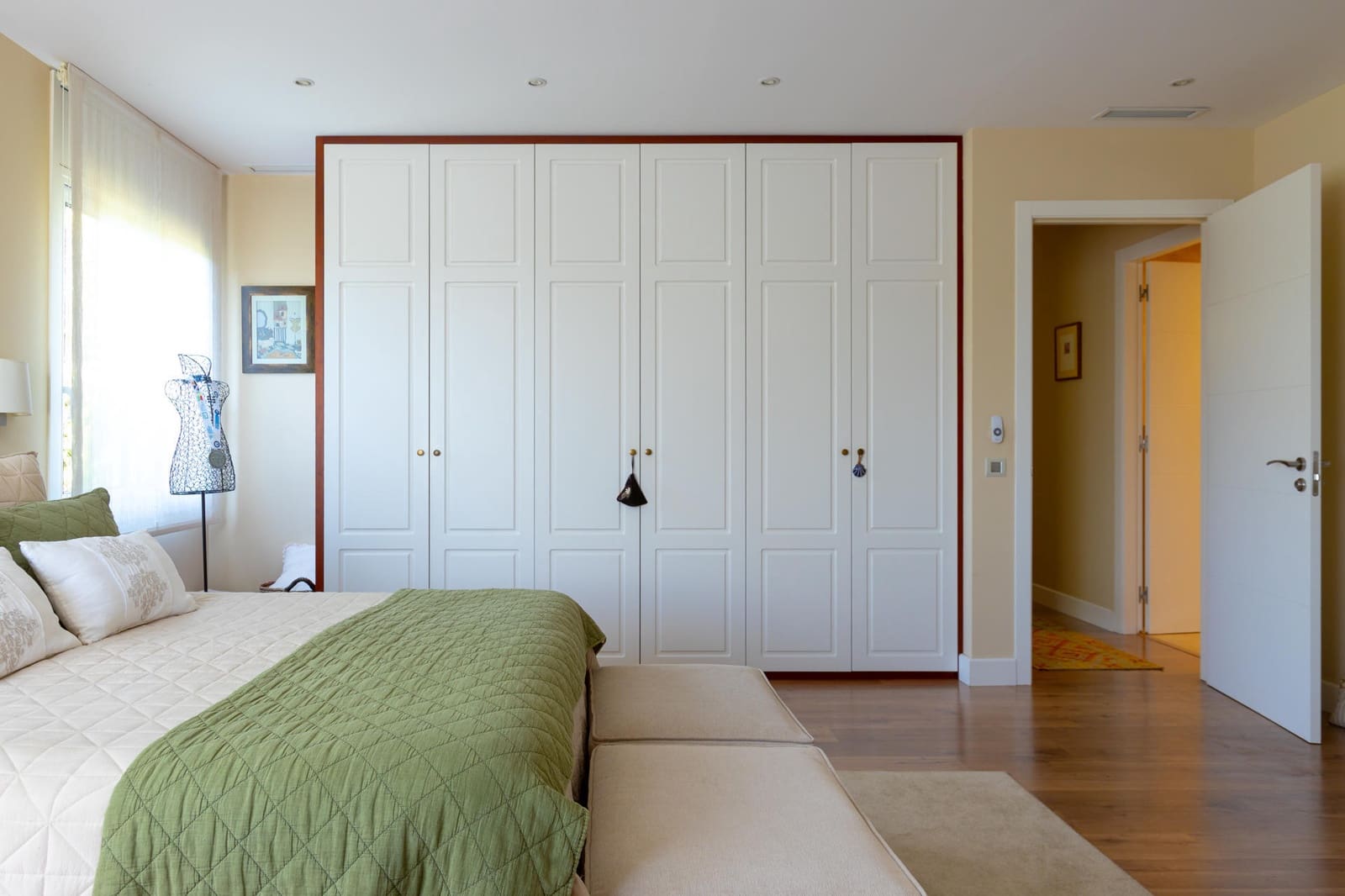 3 bedroom Villa for sale in Sant Vicenc de Montalt with pool garage - € 1,300,000 (Ref: 9283125)