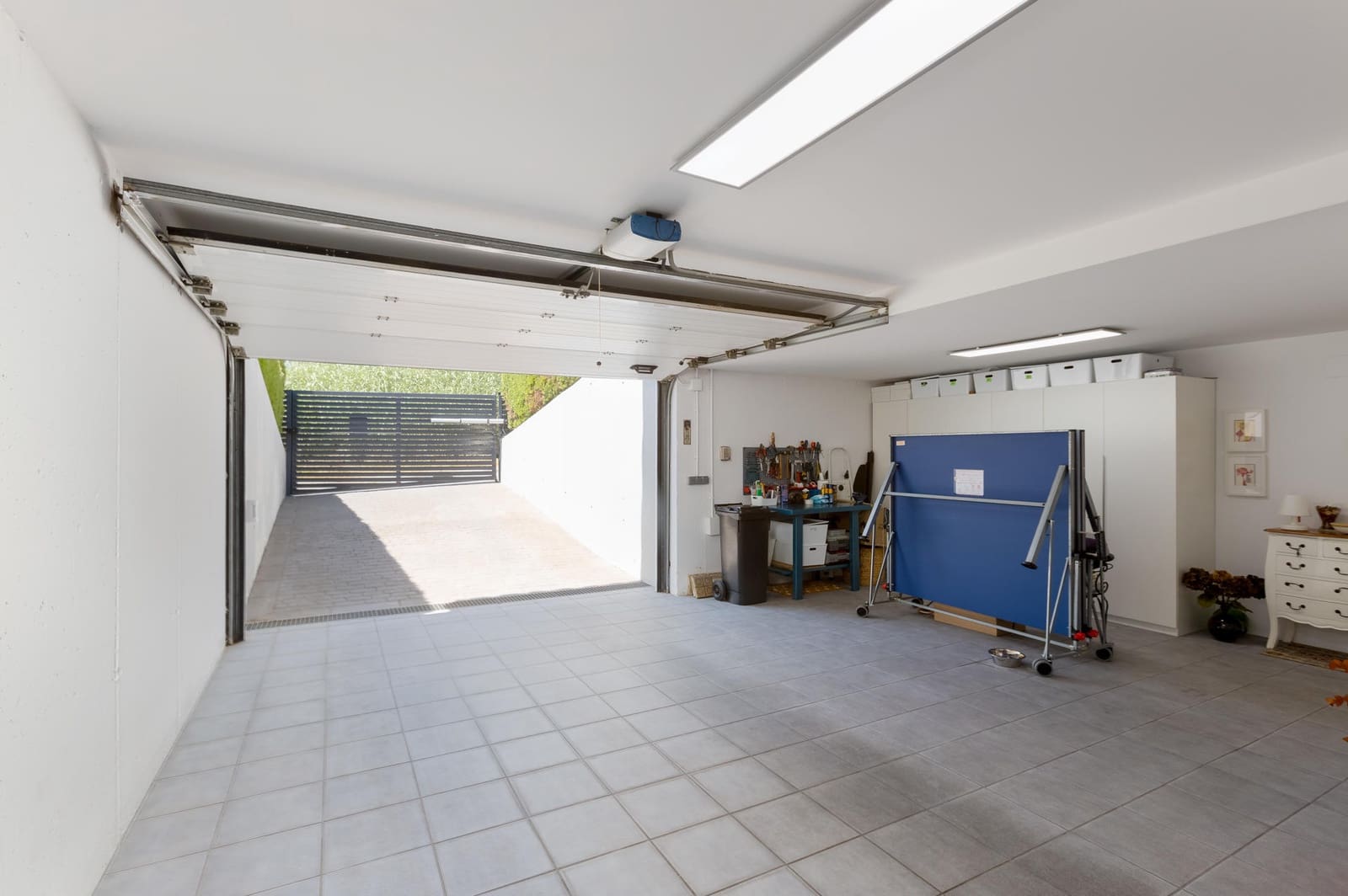 3 bedroom Villa for sale in Sant Vicenc de Montalt with pool garage - € 1,300,000 (Ref: 9283125)