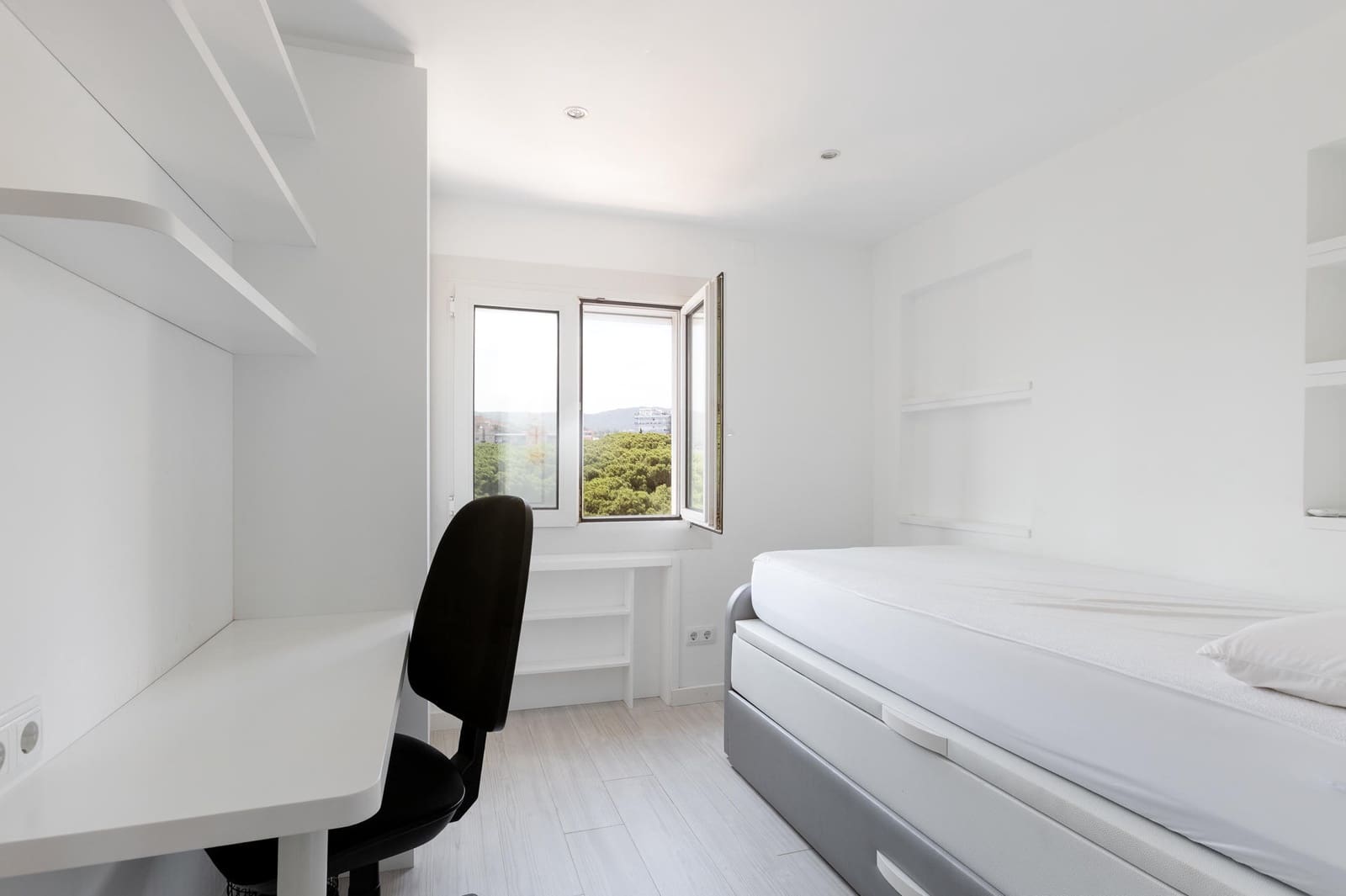 3 soveværelse Lejlighed til salg i Sant Andreu de Llavaneres med swimmingpool garage - € 995.000 (Ref: 9283126)