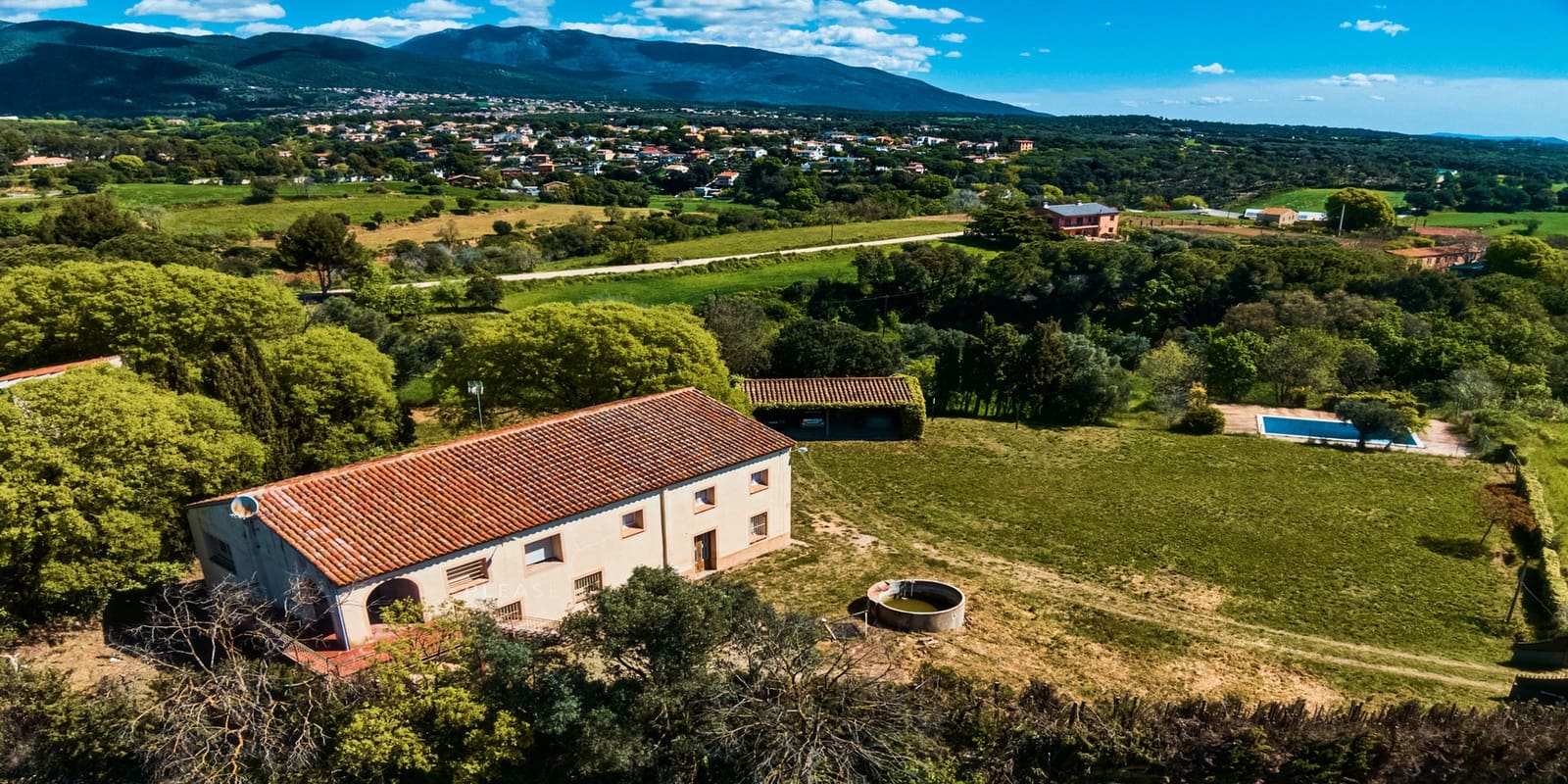 4 soverom Villa til salgs i Les Franqueses del Valles med svømmebasseng - € 845 000 (Ref: 9293500)