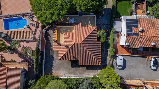 5 soverom Villa til salgs i Fenals, Lloret de Mar - € 900 000 (Ref: 9295885)