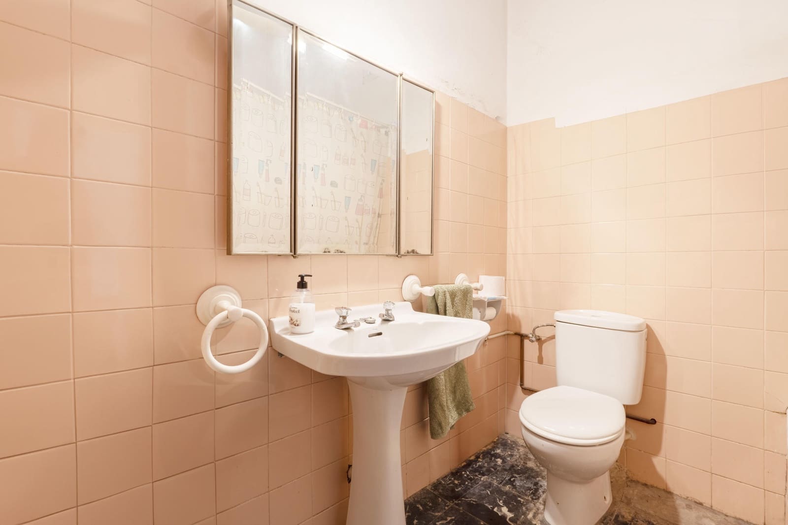 12 soveværelse Byhus til salg i Arenys de Mar - € 795.000 (Ref: 9295886)