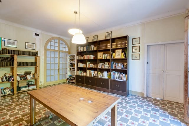 12 soveværelse Byhus til salg i Arenys de Mar - € 795.000 (Ref: 9295886)