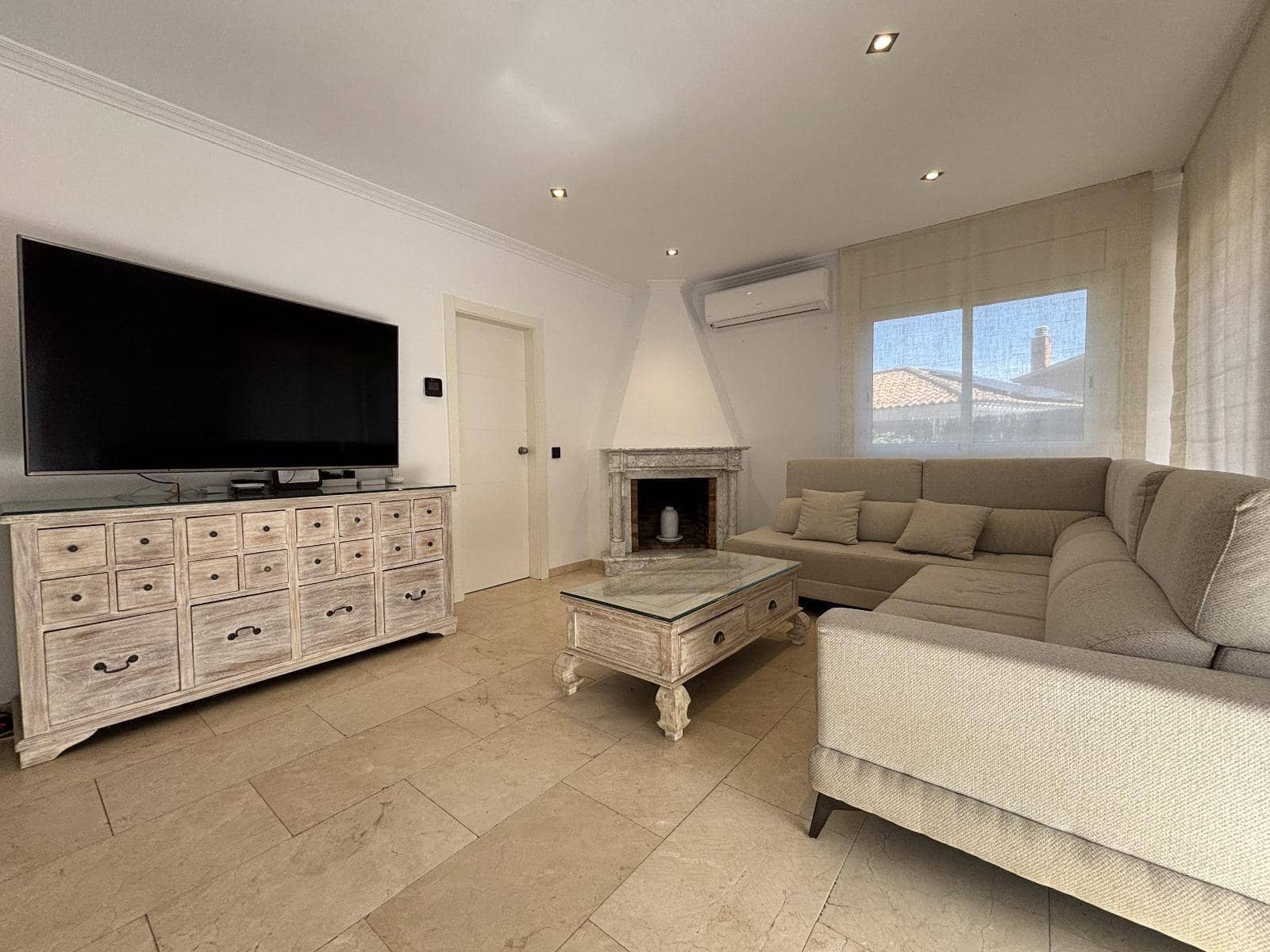 4 slaapkamer Villa te koop in Calella met zwembad garage - € 659.000 (Ref: 9297527)