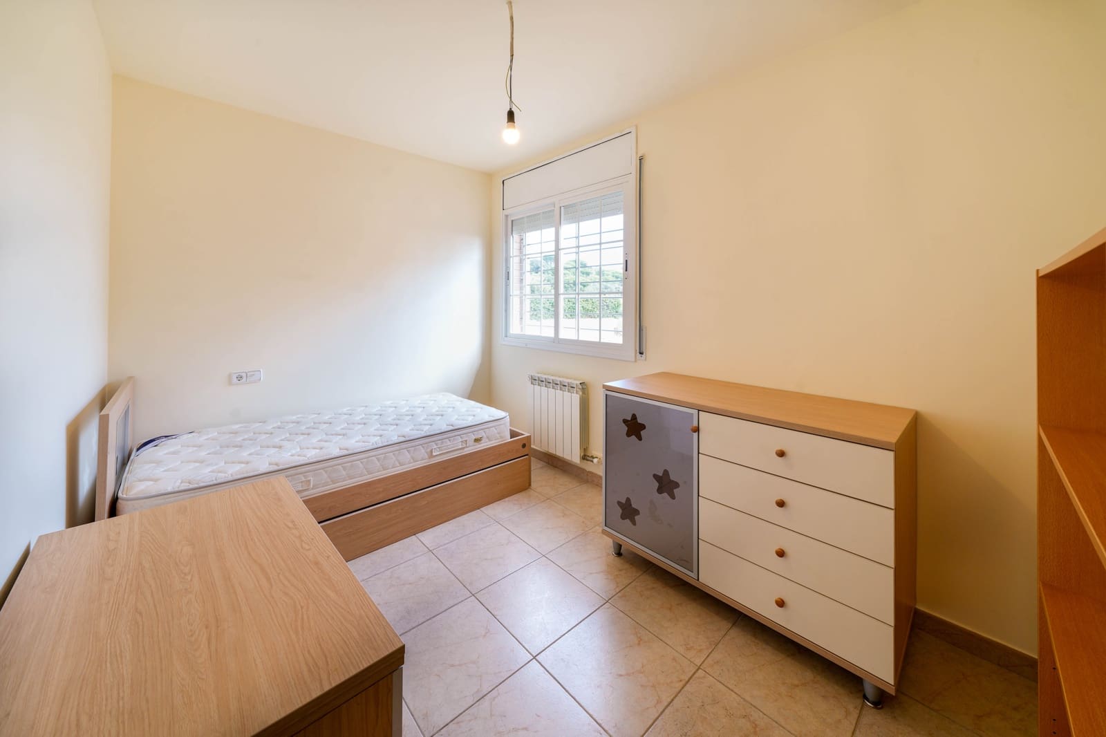 6 bedroom Villa for sale in Sant Vicenc de Montalt with garage - € 795,000 (Ref: 9298733)