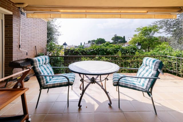 6 soverom Villa til salgs i Sant Vicenç de Montalt med garasje - € 850 000 (Ref: 9298733)