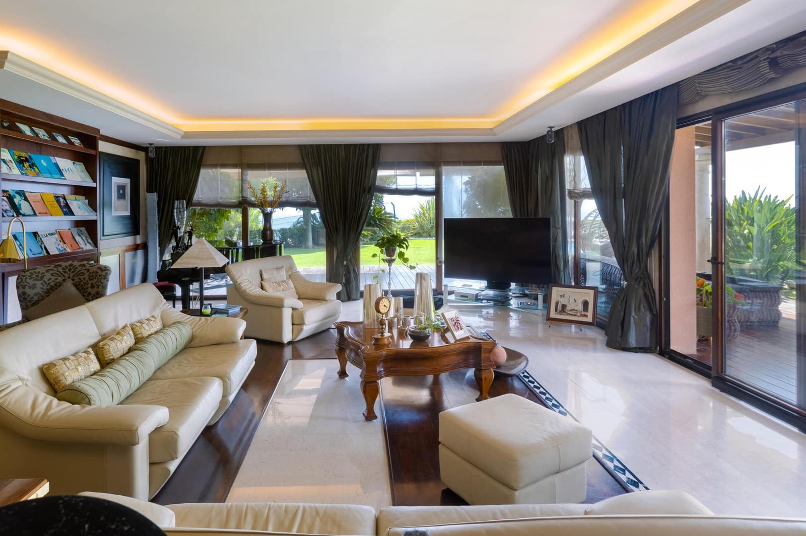 6 chambre Villa/Maison à vendre à Calella avec piscine garage - 2 600 000 € (Ref: 9301427)