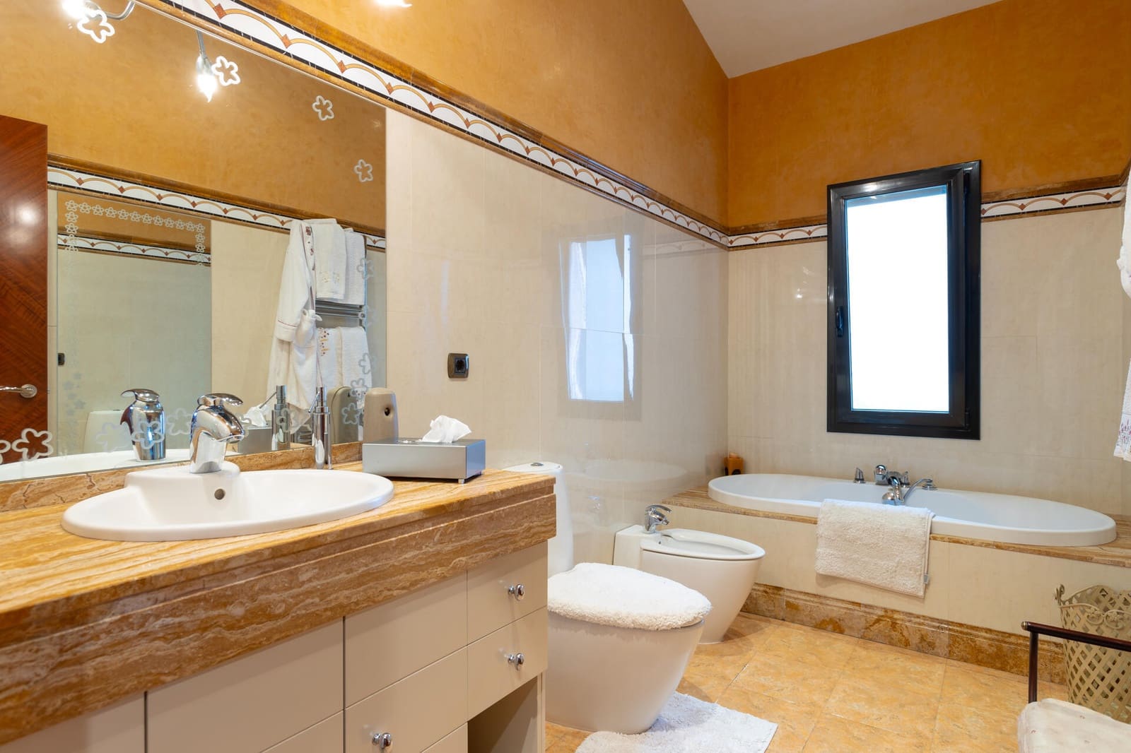 6 chambre Villa/Maison à vendre à Calella avec piscine garage - 2 600 000 € (Ref: 9301427)