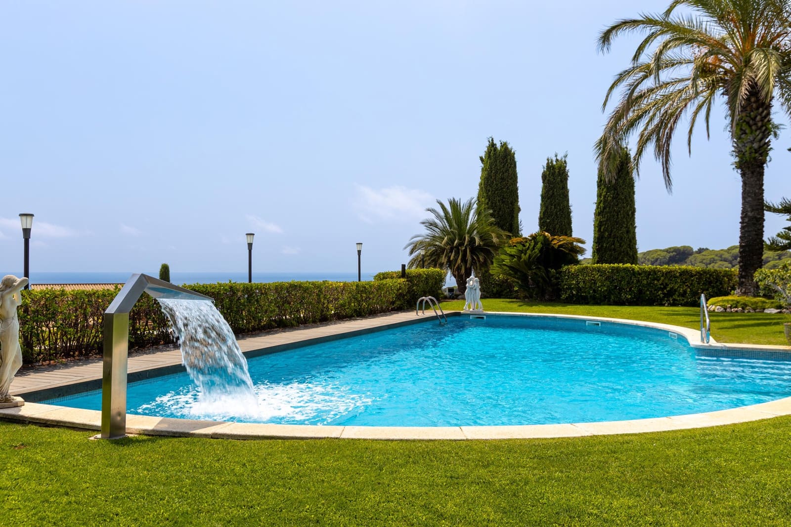 6 chambre Villa/Maison à vendre à Calella avec piscine garage - 2 600 000 € (Ref: 9301427)