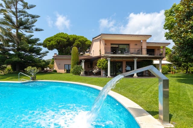 6 slaapkamer Villa te koop in Calella met zwembad garage - € 2.600.000 (Ref: 9301427)