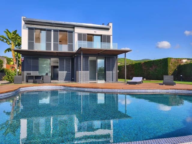 4 bedroom Villa for sale in Sant Vicenç de Montalt with pool garage - € 925,000 (Ref: 9314431)