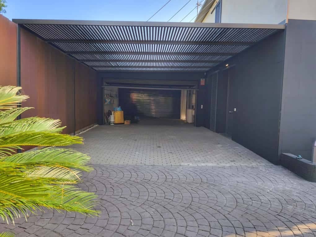 4 bedroom Villa for sale in Sant Vicenc de Montalt with pool garage - € 925,000 (Ref: 9314431)