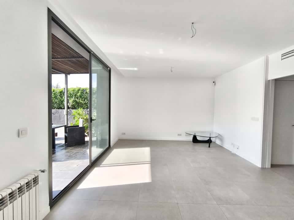 4 bedroom Villa for sale in Sant Vicenc de Montalt with pool garage - € 925,000 (Ref: 9314431)