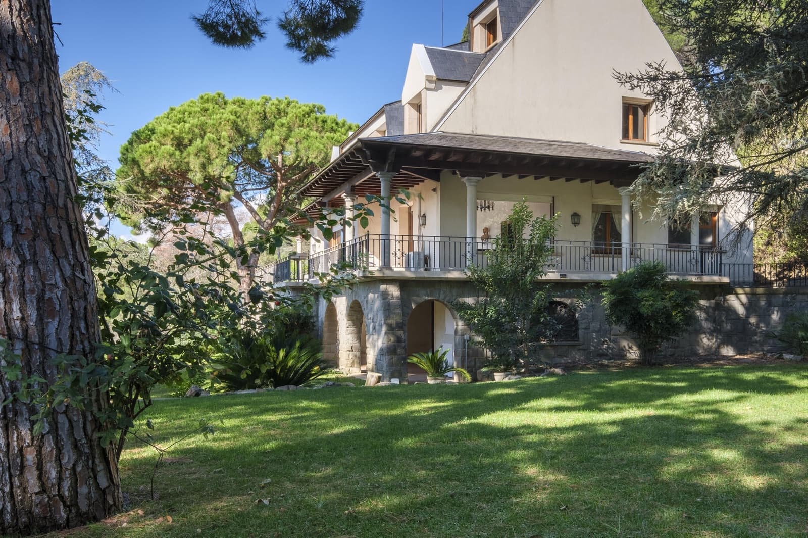 7 soveværelse Villa til salg i L'Ametlla del Valles med swimmingpool - € 1.200.000 (Ref: 9314432)