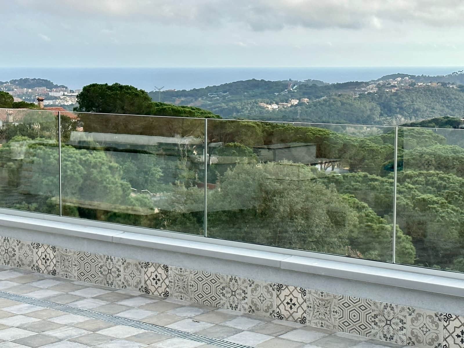 4 camera da letto Villa in vendita in Lloret de Mar con piscina garage - 869.500 € (Rif: 9331431)