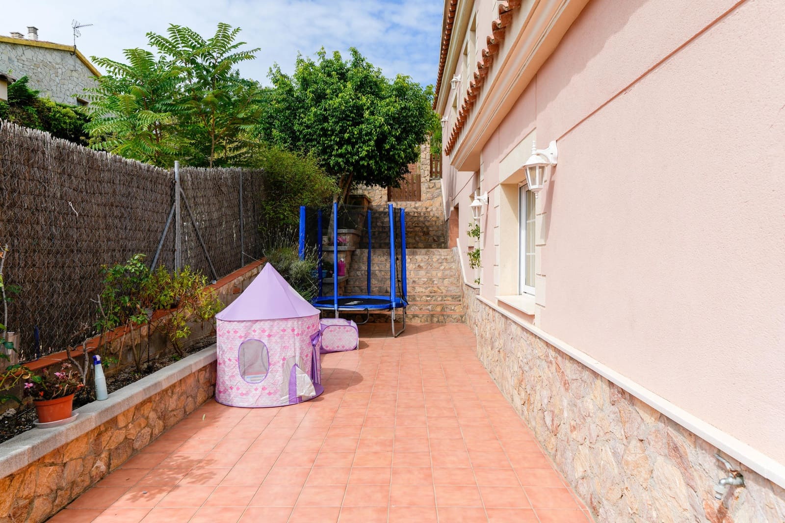 4 chambre Villa/Maison à vendre à Calella avec piscine - 650 000 € (Ref: 9343711)