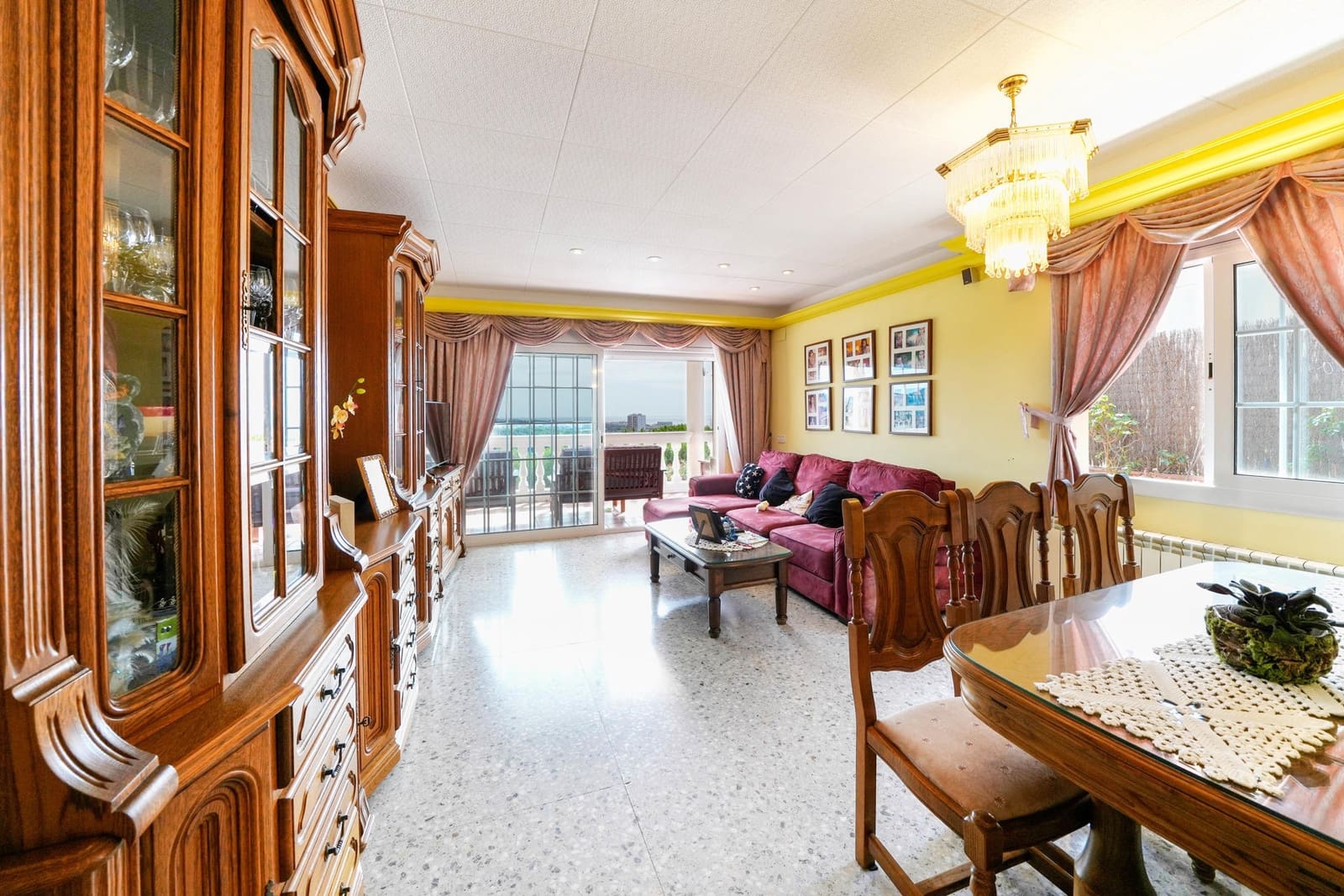 4 chambre Villa/Maison à vendre à Calella avec piscine - 650 000 € (Ref: 9343711)