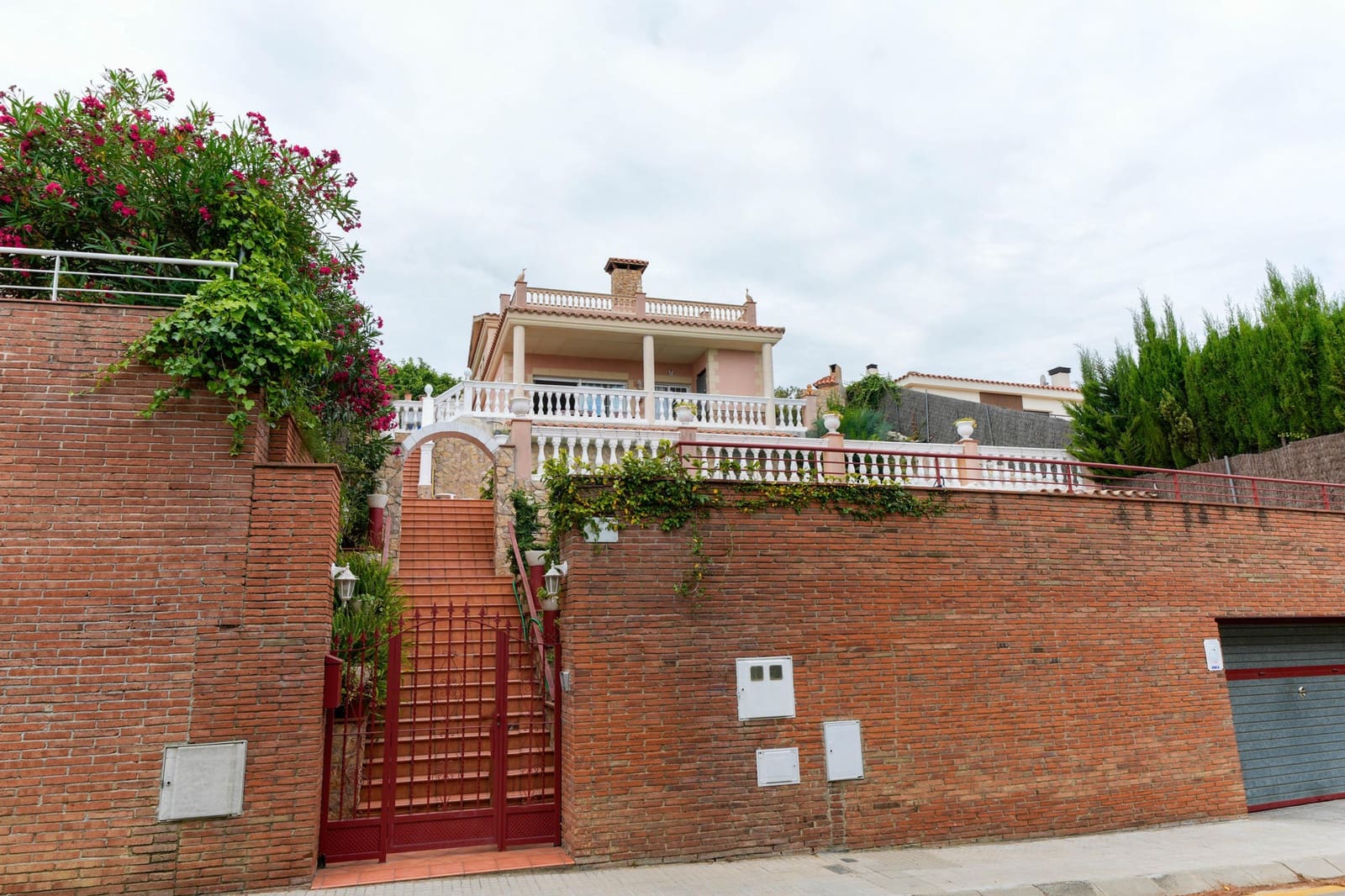 4 chambre Villa/Maison à vendre à Calella avec piscine - 650 000 € (Ref: 9343711)