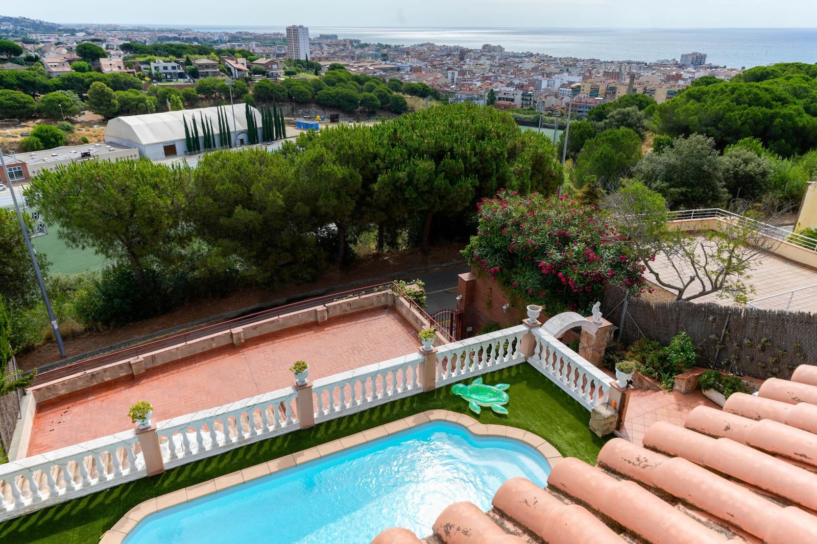 4 chambre Villa/Maison à vendre à Calella avec piscine - 650 000 € (Ref: 9343711)