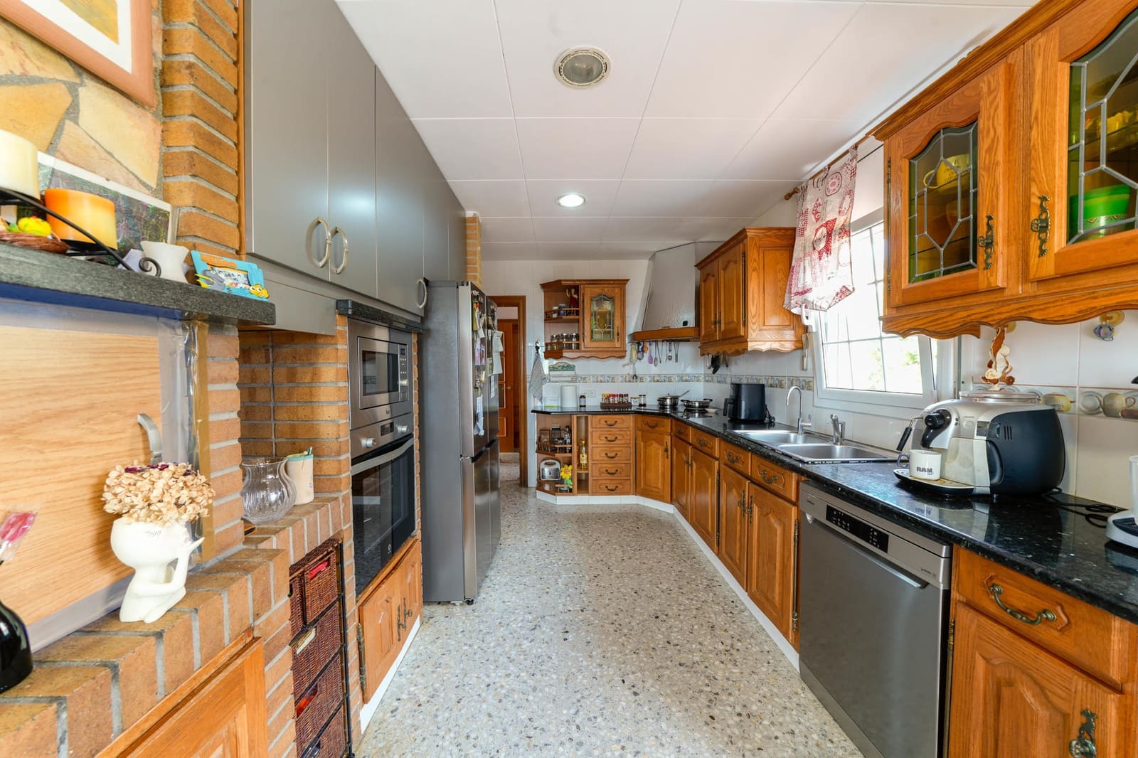 4 chambre Villa/Maison à vendre à Calella avec piscine - 650 000 € (Ref: 9343711)