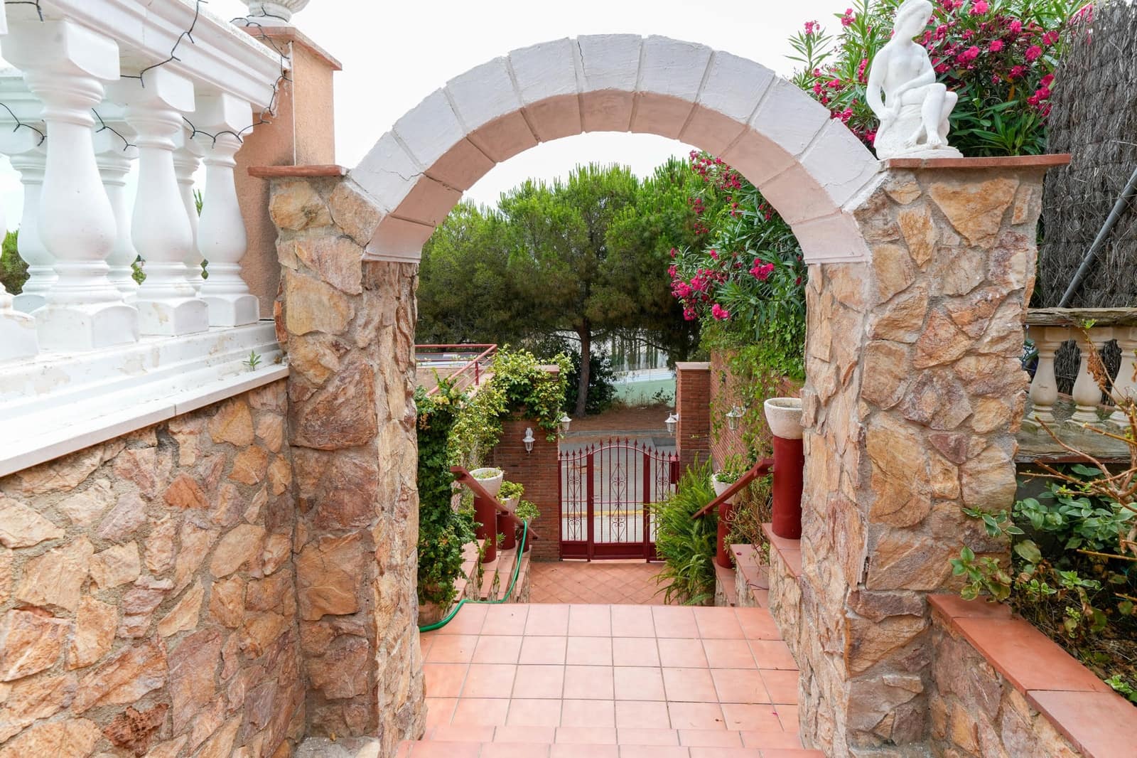 4 chambre Villa/Maison à vendre à Calella avec piscine - 650 000 € (Ref: 9343711)