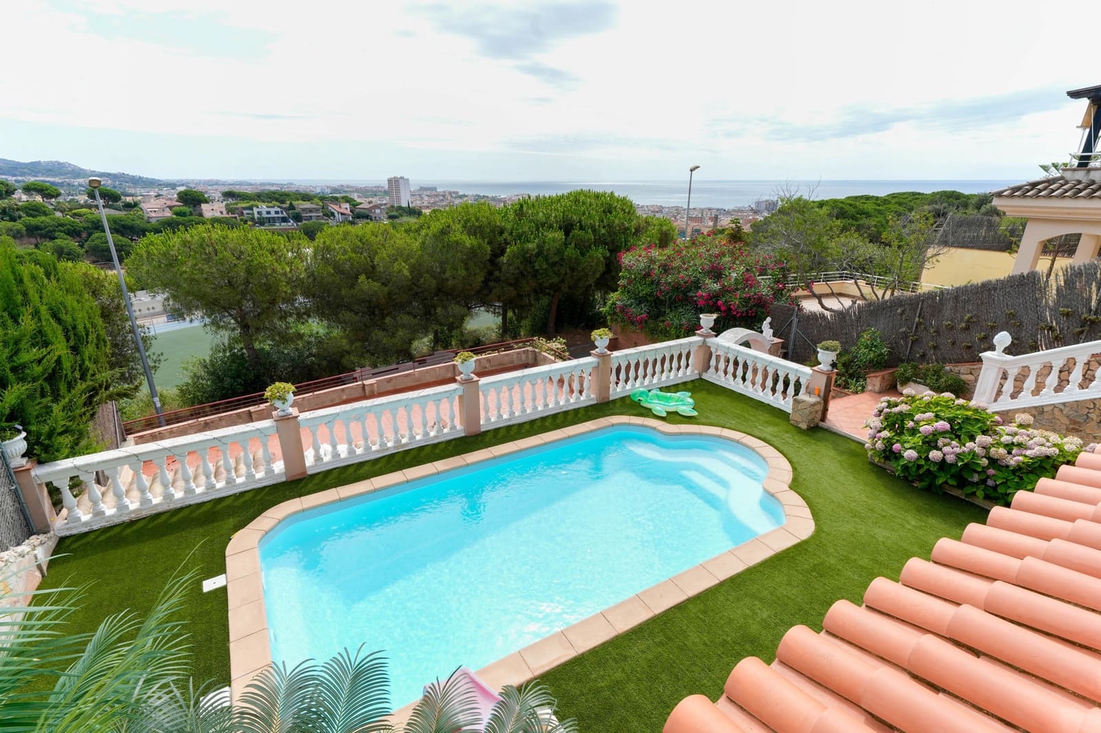 4 chambre Villa/Maison à vendre à Calella avec piscine - 650 000 € (Ref: 9343711)