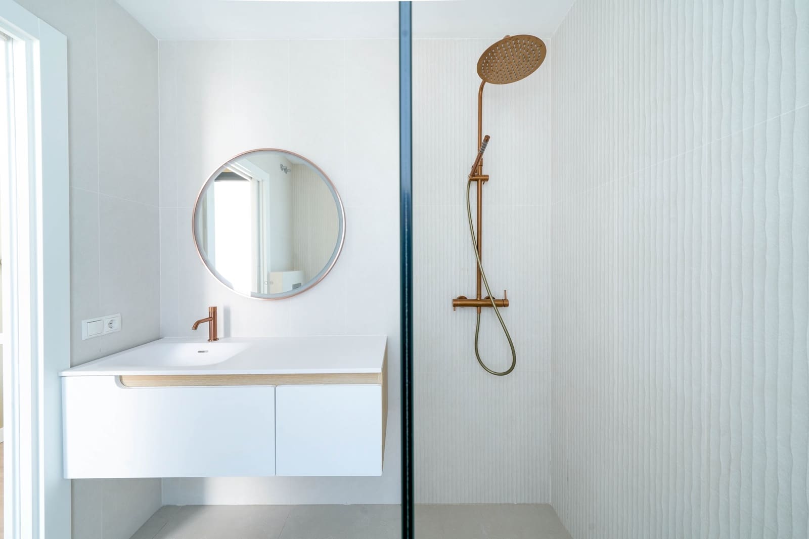 3 makuuhuone Huvila myytävänä paikassa Lloret de Mar mukana uima-altaan 
autotalli - 980 000 € (Ref: 9343713)