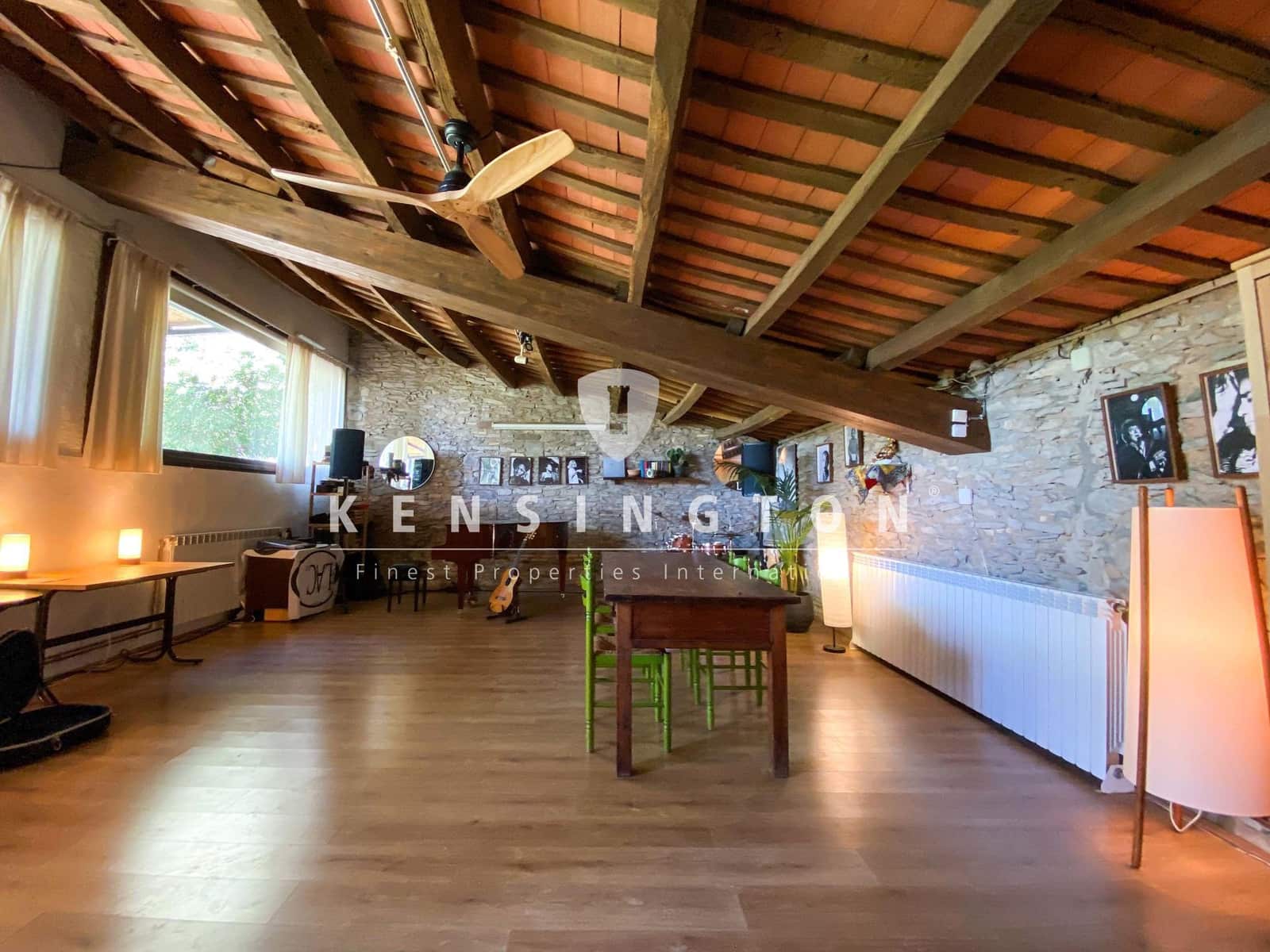 15 makuuhuone Huvila myytävänä paikassa Vilanova de Sau - 1 450 000 € (Ref: 9343719)