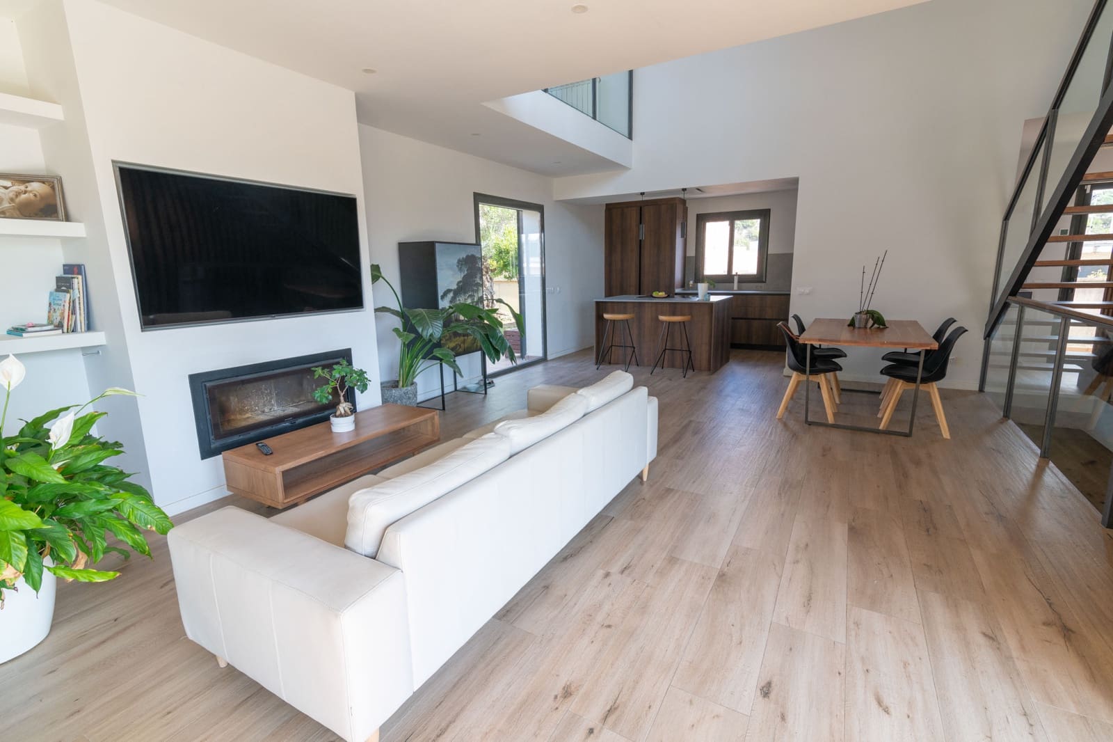 4 makuuhuone Huvila myytävänä paikassa Mataro mukana uima-altaan 
autotalli - 850 000 € (Ref: 9347923)