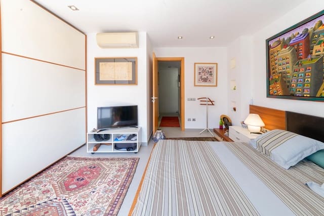 2 bedroom Apartment for sale in Arenys de Mar - € 335,000 (Ref: 9348069)