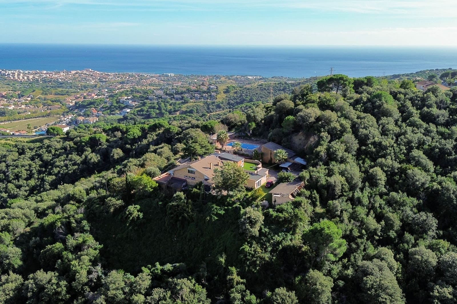 14 chambre Finca/Maison de Campagne à vendre à Alella avec piscine - 1 600 000 € (Ref: 9378351)