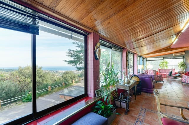 14 bedroom Finca/Country House for sale in Alella with pool - € 1,600,000 (Ref: 9378351)