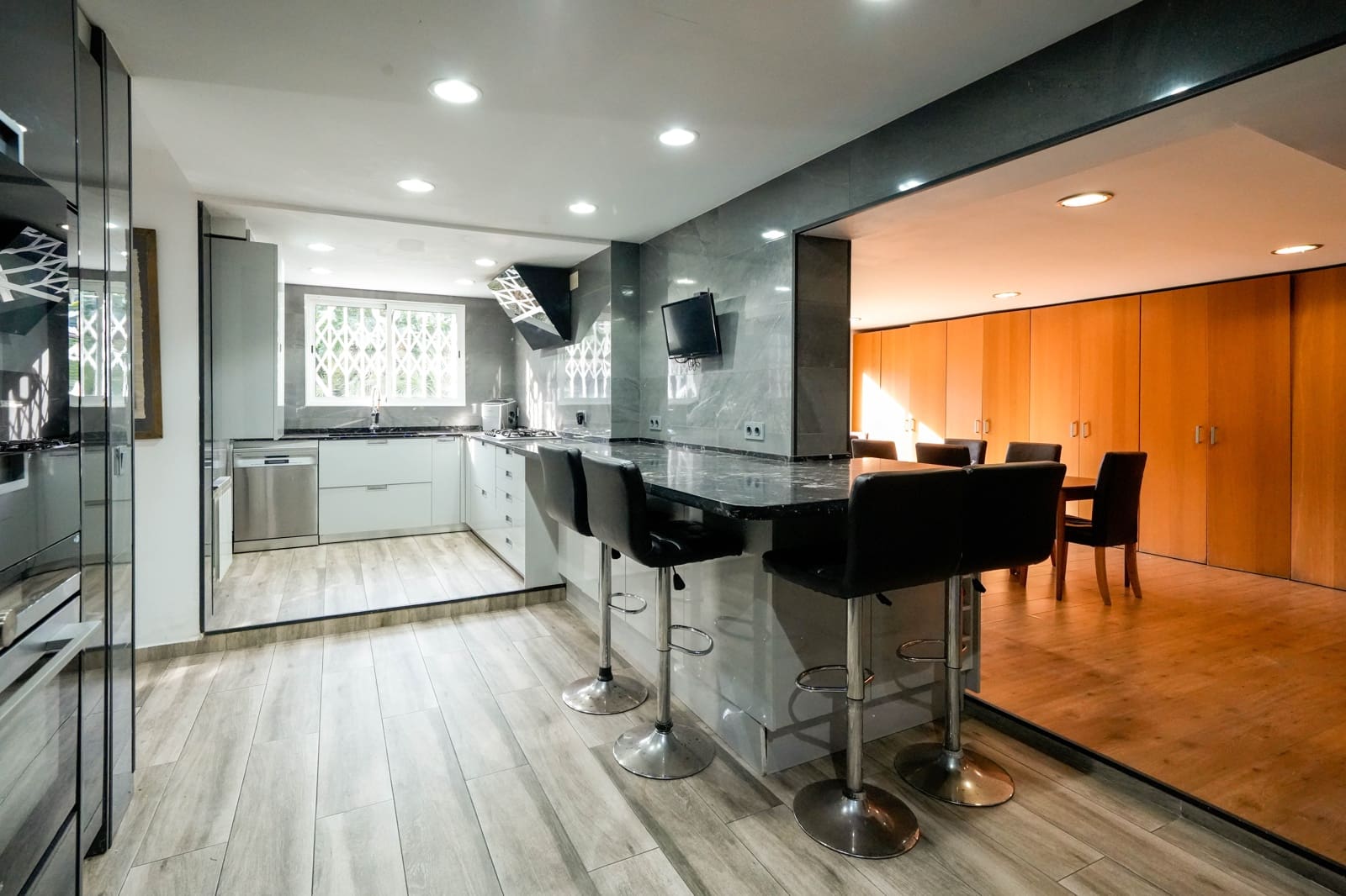 14 chambre Finca/Maison de Campagne à vendre à Alella avec piscine - 1 600 000 € (Ref: 9378351)