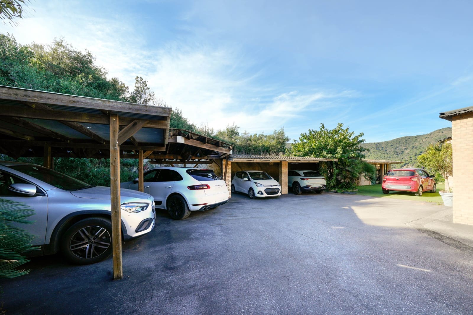 14 chambre Finca/Maison de Campagne à vendre à Alella avec piscine - 1 600 000 € (Ref: 9378351)