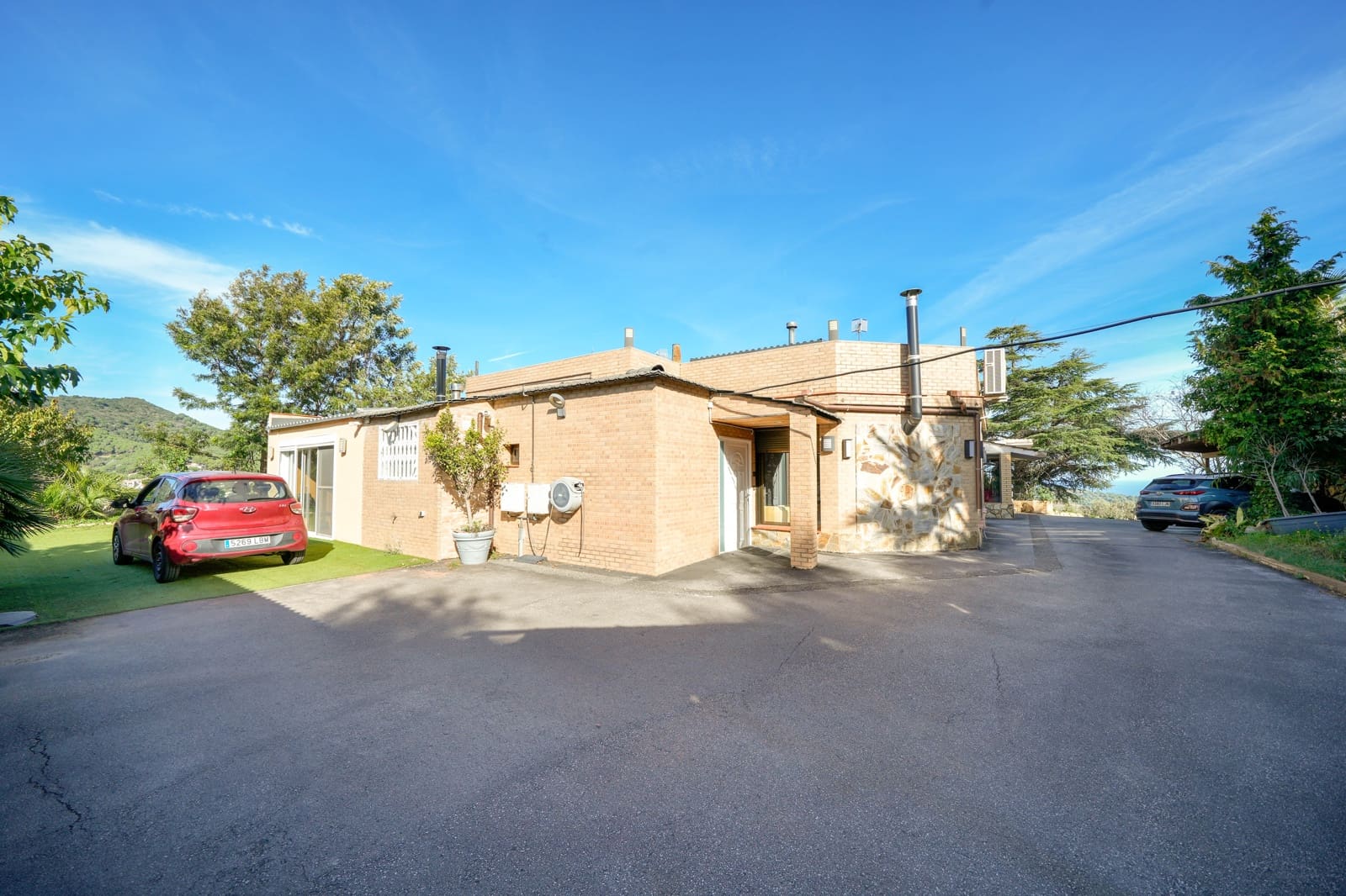 14 chambre Finca/Maison de Campagne à vendre à Alella avec piscine - 1 600 000 € (Ref: 9378351)