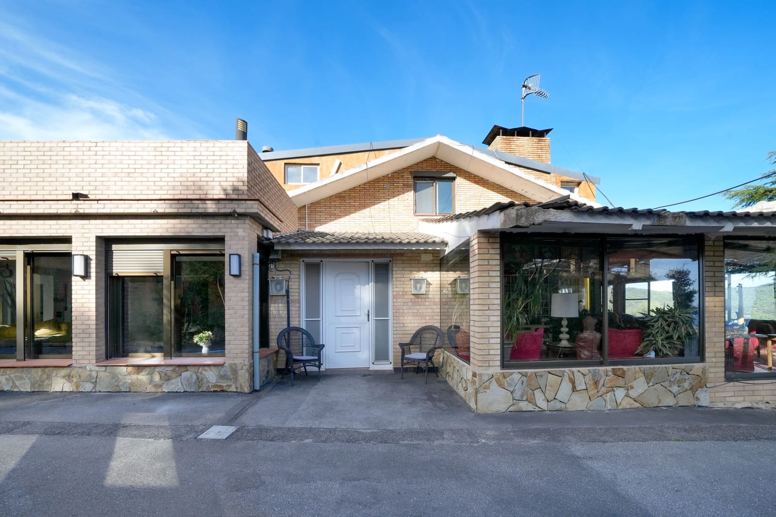 14 chambre Finca/Maison de Campagne à vendre à Alella avec piscine - 1 600 000 € (Ref: 9378351)