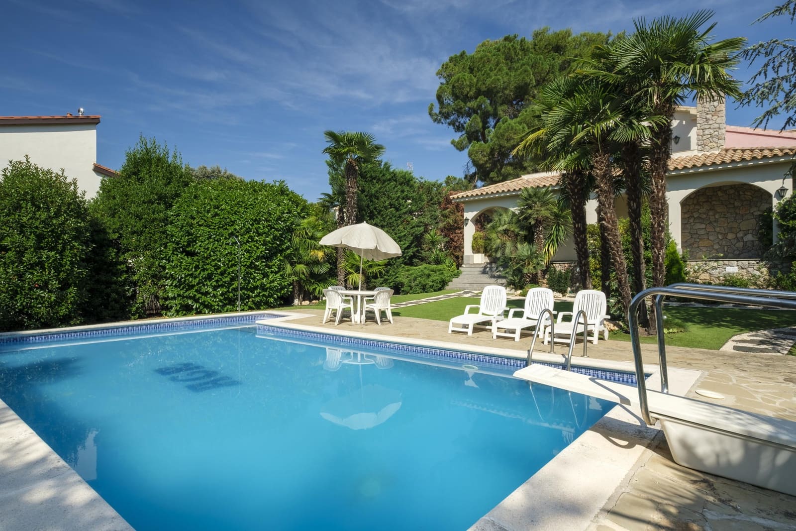 3 sovrum Villa till salu i Collbato med pool garage - 1 100 000 € (Ref: 9383317)