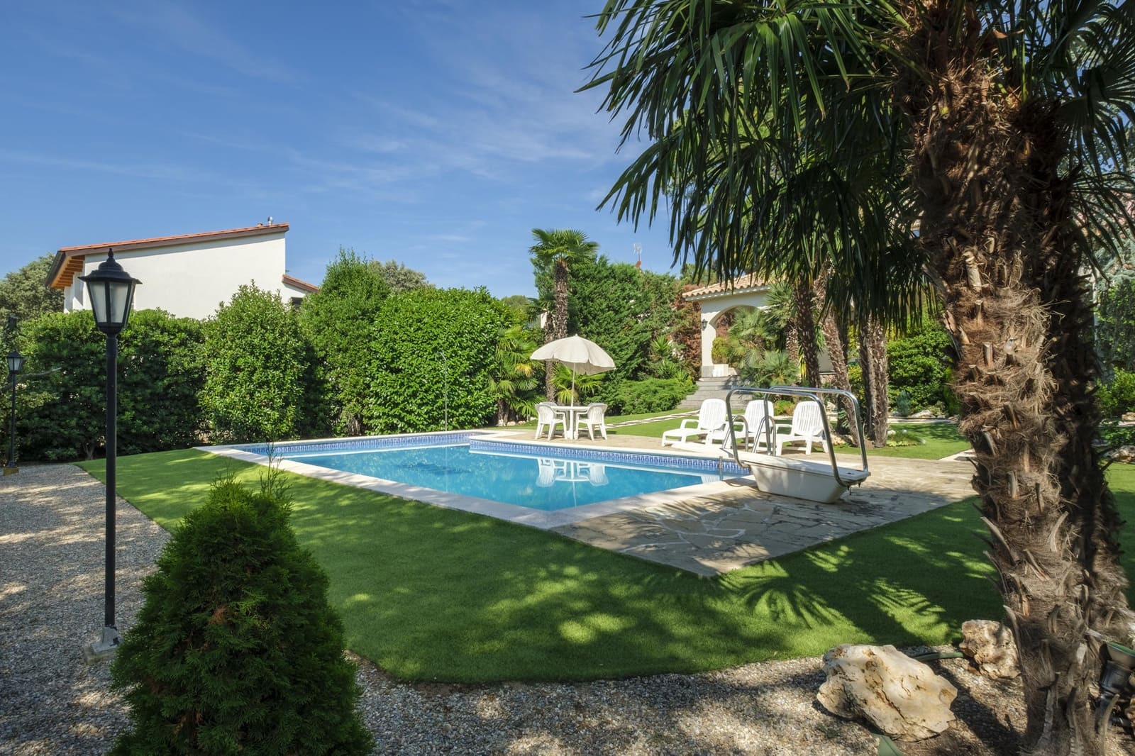 3 sovrum Villa till salu i Collbato med pool garage - 1 100 000 € (Ref: 9383317)