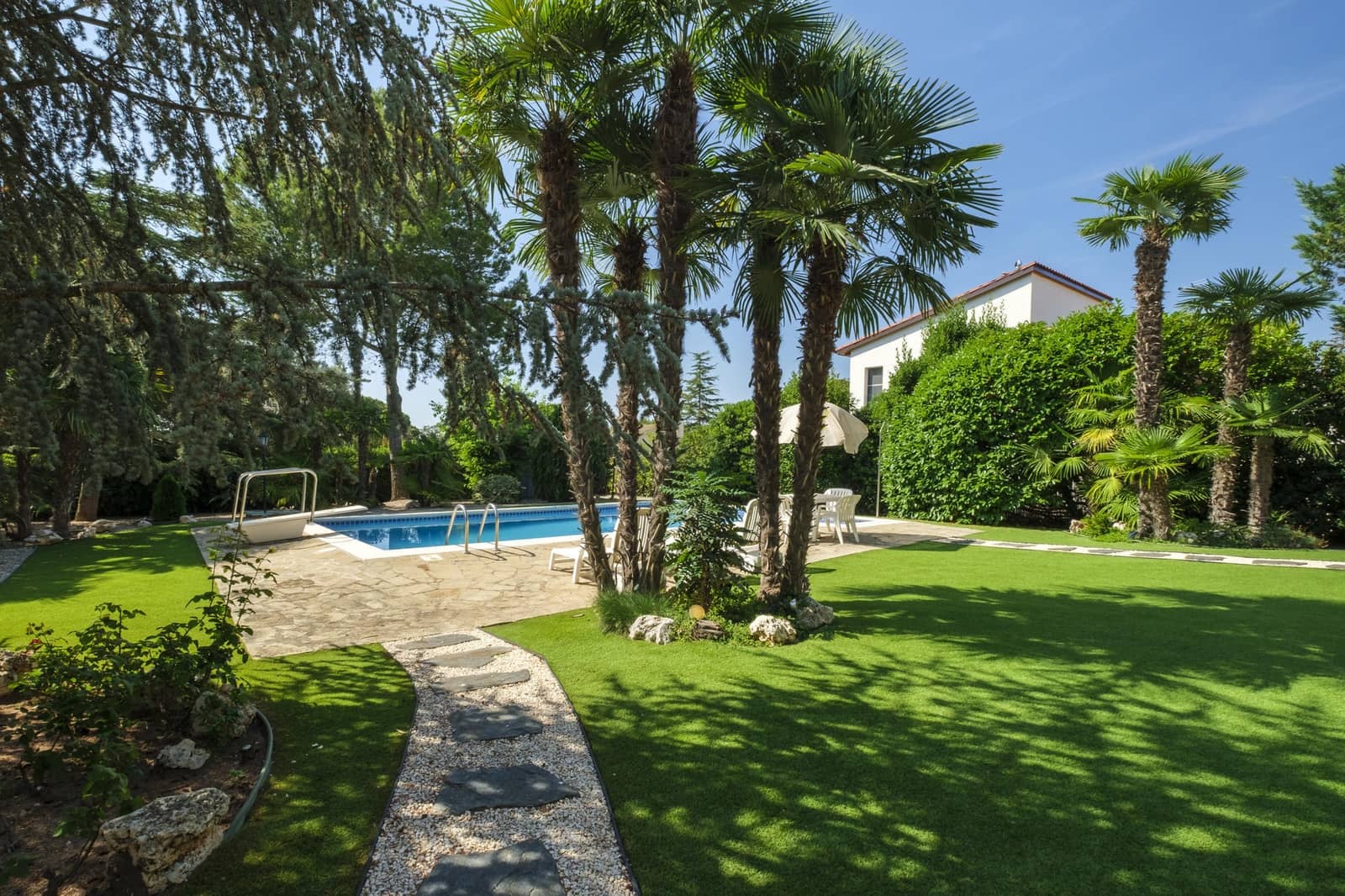 3 sovrum Villa till salu i Collbato med pool garage - 1 100 000 € (Ref: 9383317)