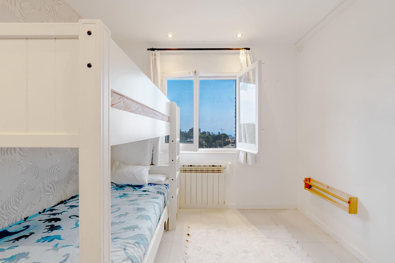 4 sypialnia Dom do wynajęcia w Sant Vicenc de Montalt - 3 400 € (Ref: 9386176)