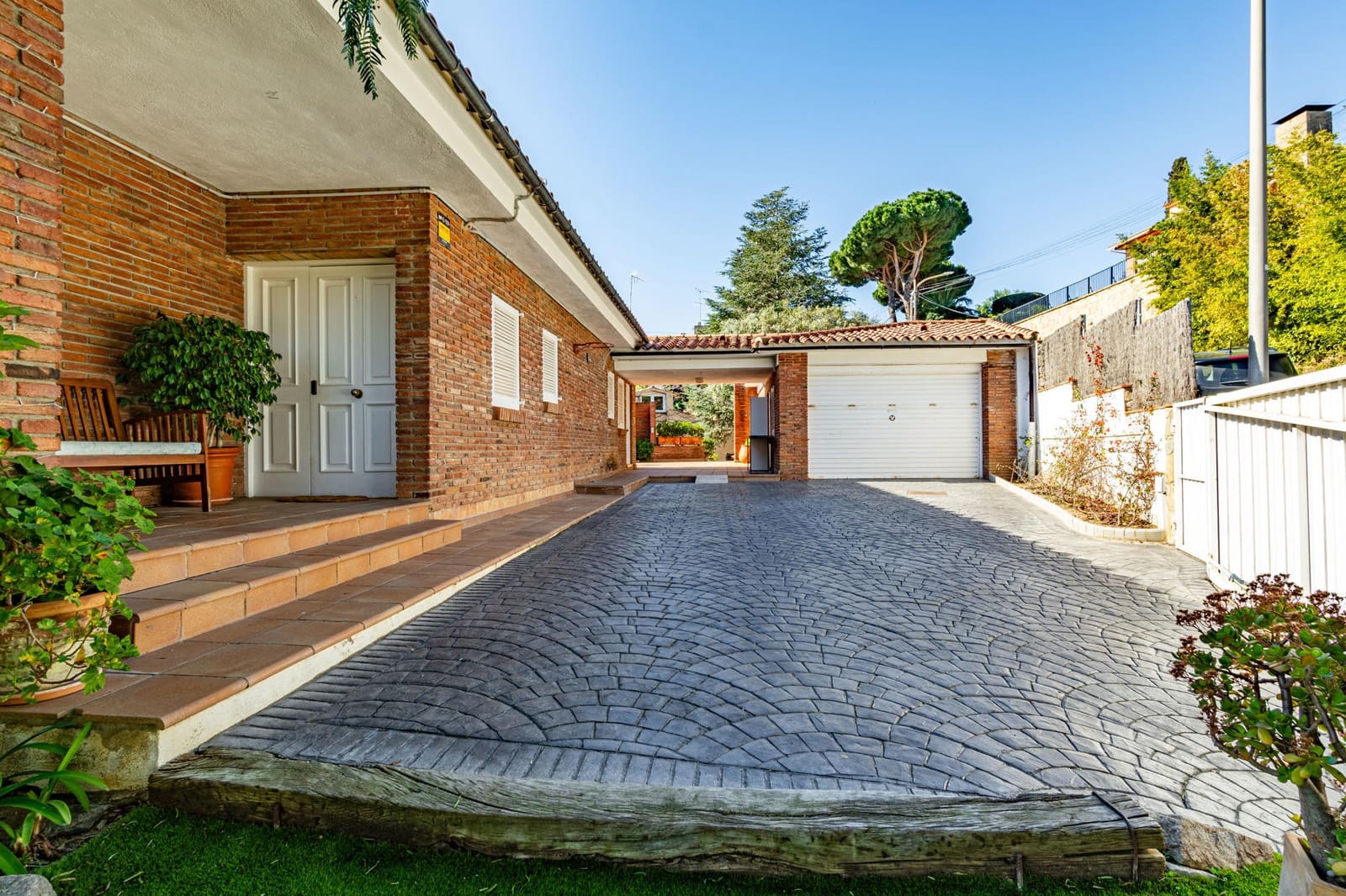 4 sypialnia Dom do wynajęcia w Sant Vicenc de Montalt - 3 400 € (Ref: 9386176)