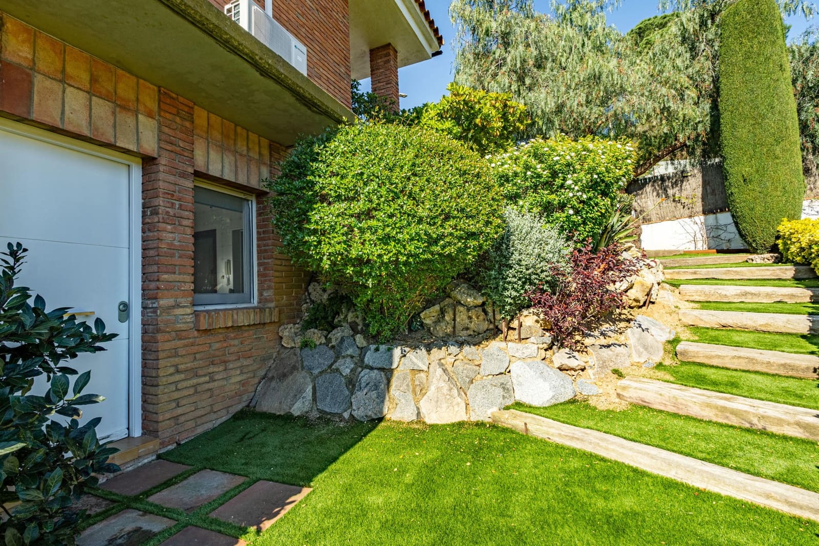 4 sypialnia Dom do wynajęcia w Sant Vicenc de Montalt - 3 400 € (Ref: 9386176)