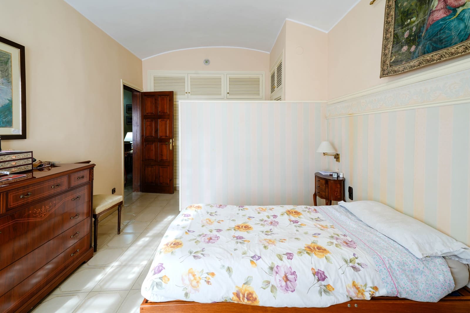 4 makuuhuone Huvila myytävänä paikassa Mataro mukana 
autotalli - 690 000 € (Ref: 9386464)